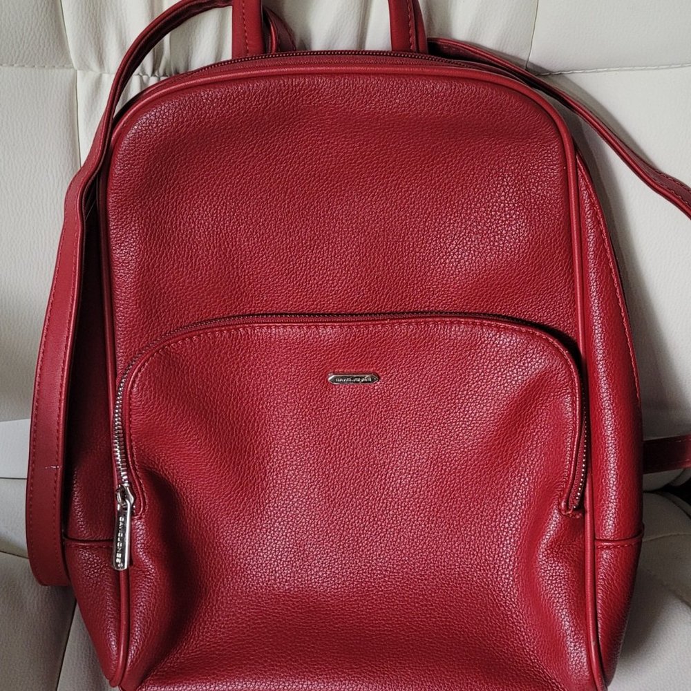 Meet your Posher, Linda